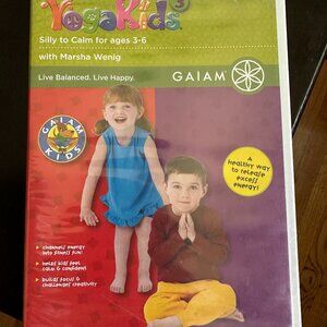 YogaKids GAIAM DVD  Fitness Bundle 2 included